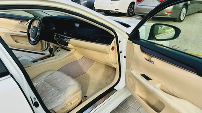 GCC 2013 Lexus ES350-12