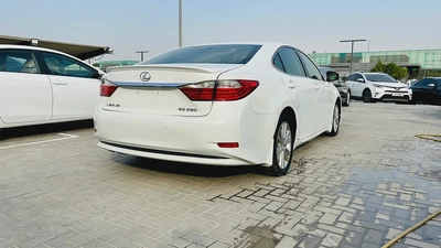 GCC 2013 Lexus ES350-2