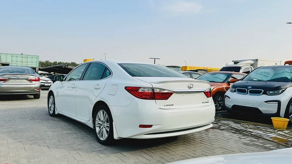 GCC 2013 Lexus ES350