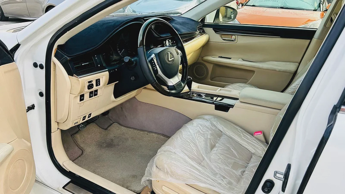 GCC 2013 Lexus ES350-6-6