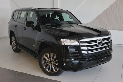 Toyota Land Cruiser 2023 GXR - GCC Specs - Low Mileage 47000km-Excellent condition-1
