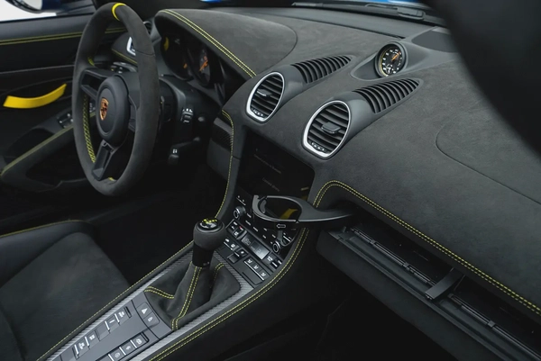 2025 PORSCHE 718 SPYDER RS