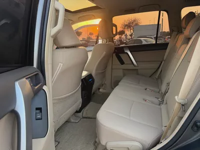 Toyota Prado VXR 2022 GCC Specs-16