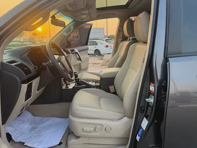 Toyota Prado VXR 2022 GCC Specs-19