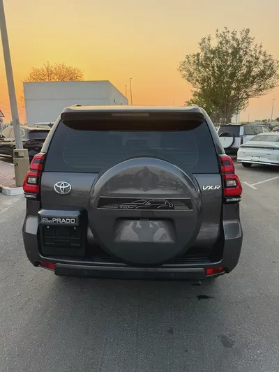 Toyota Prado VXR 2022 GCC Specs-7