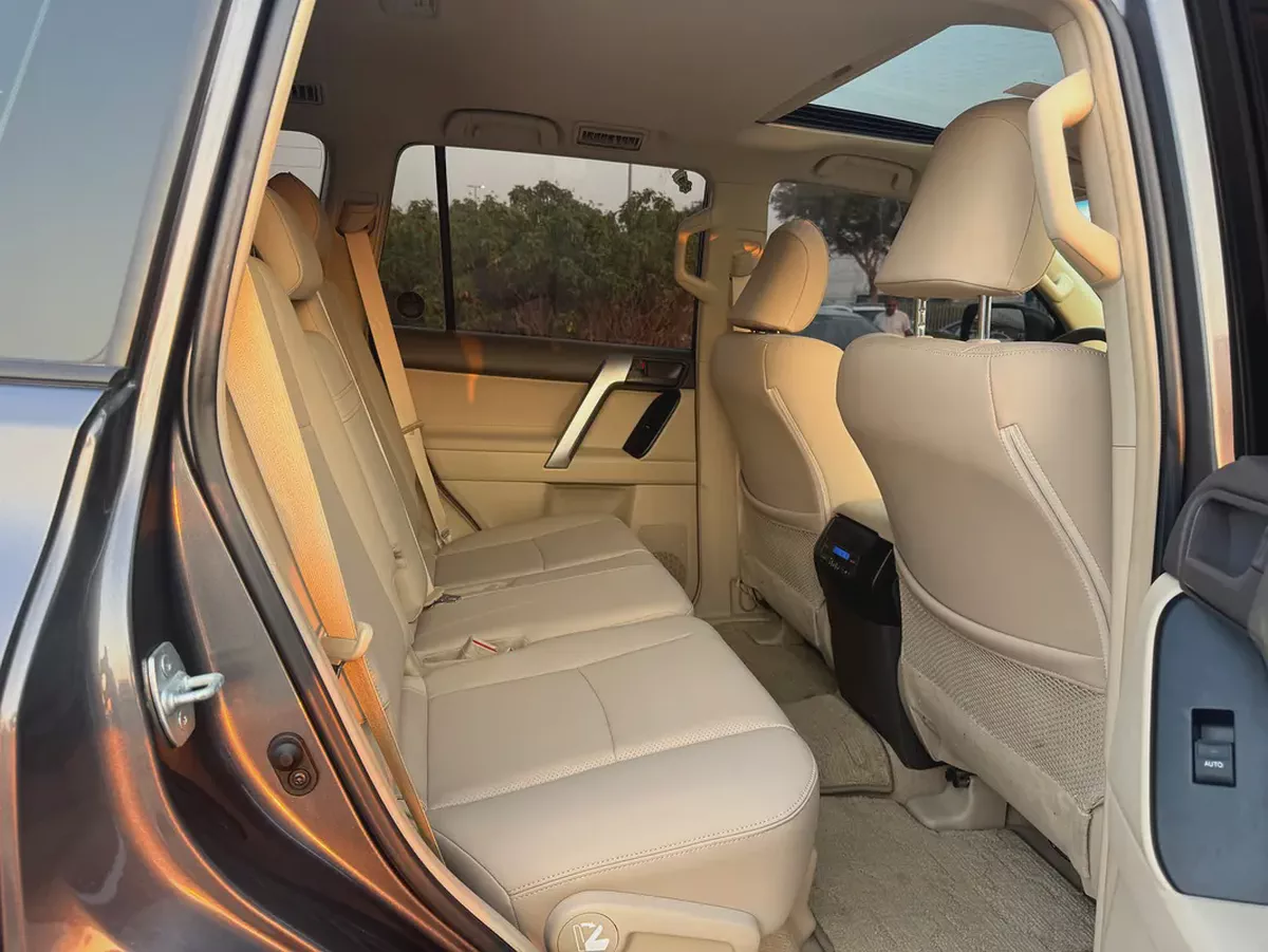 Toyota Prado VXR 2022 GCC Specs-14-14