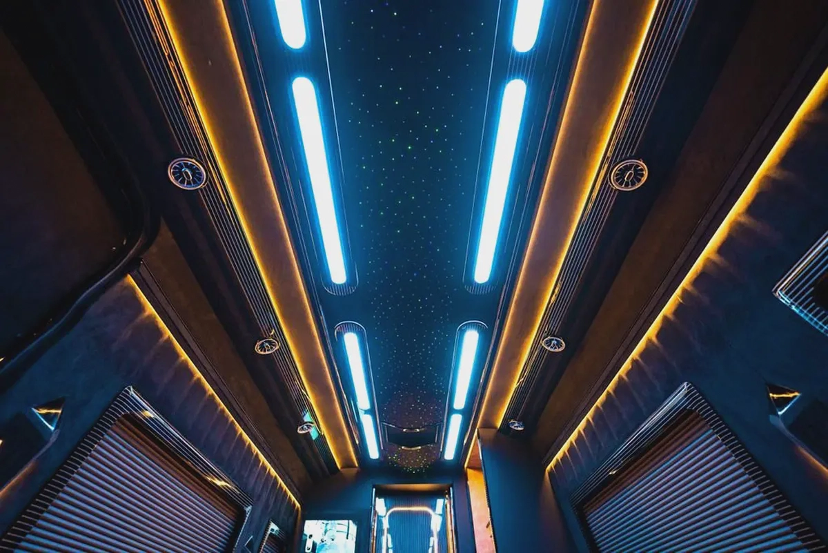 Mercedes Benz Sprinter D516 GCC zero km-13-13