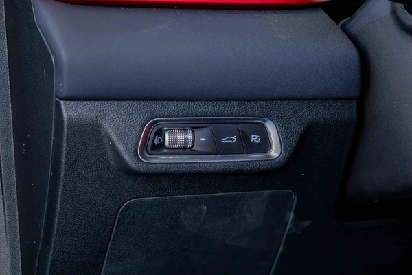 Geely Coolray GF