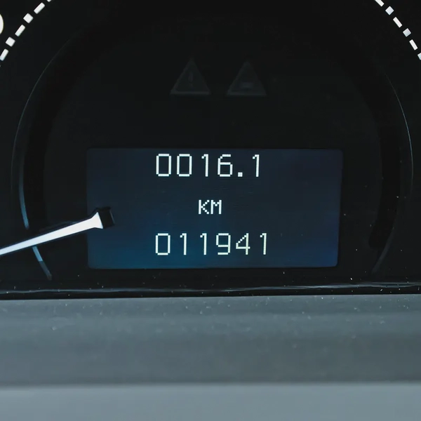 Maybach 57 S - 2009 - GCC Specs - 11,000KM-IMMCULATE CONDITION