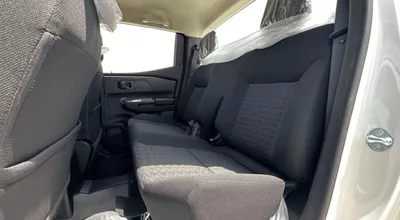 Mitsubishi L200 GL Mitsubishi L200 2.4L DIESEL DC 4WD GL New Face 5MT-12