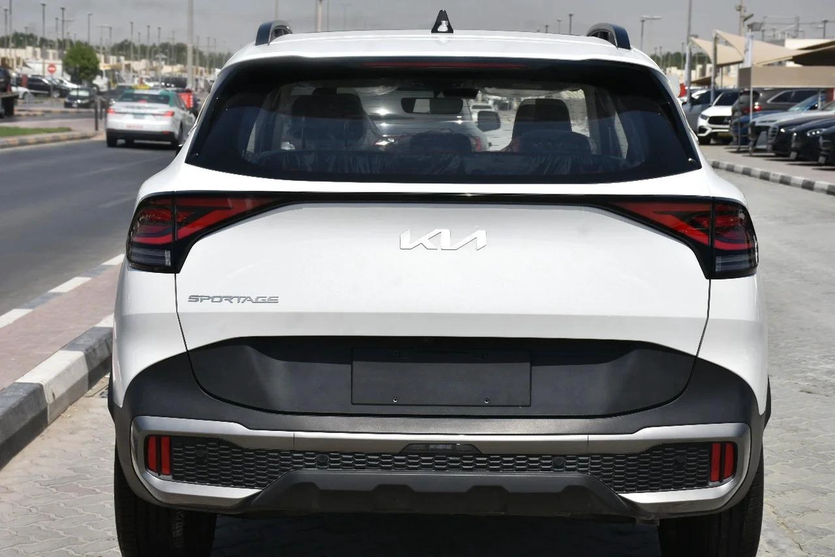 SPORTAGE LOADED 2024 | WHITE-8-8