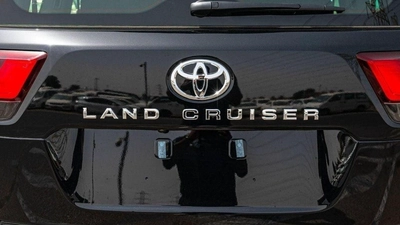 Toyota Land Cruiser VXR Land cruiset VX twin turbo full option 2025-8