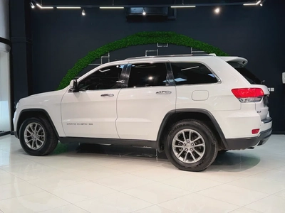 jeep Grand Cherokee Limited Gcc-8