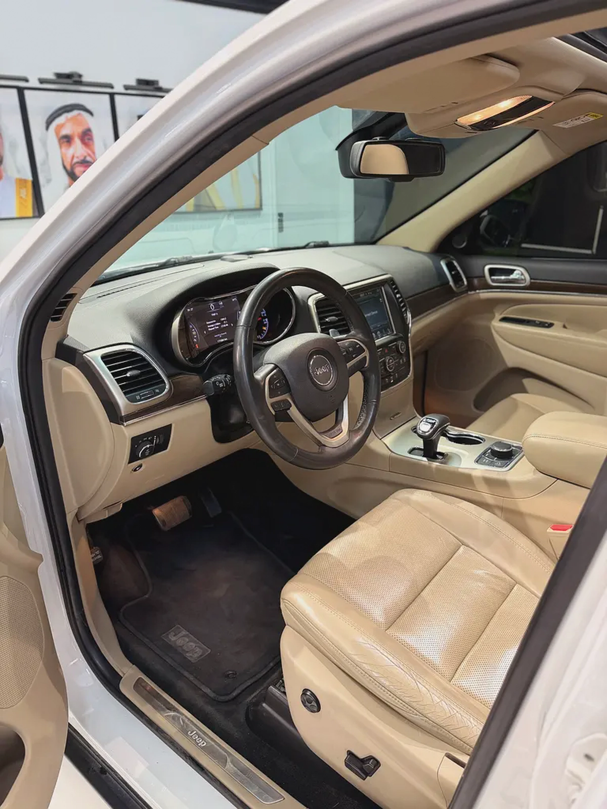 jeep Grand Cherokee Limited Gcc-11-11