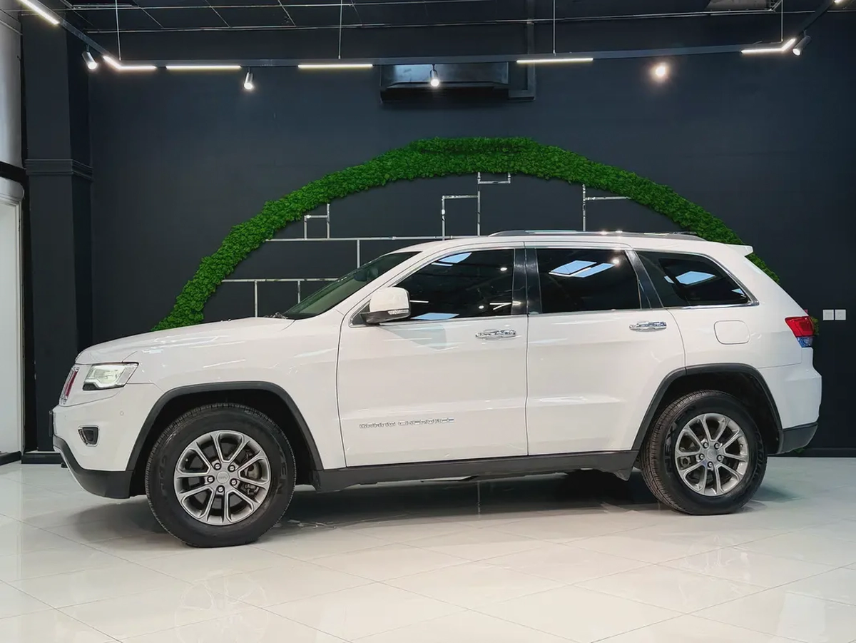 jeep Grand Cherokee Limited Gcc-1-1