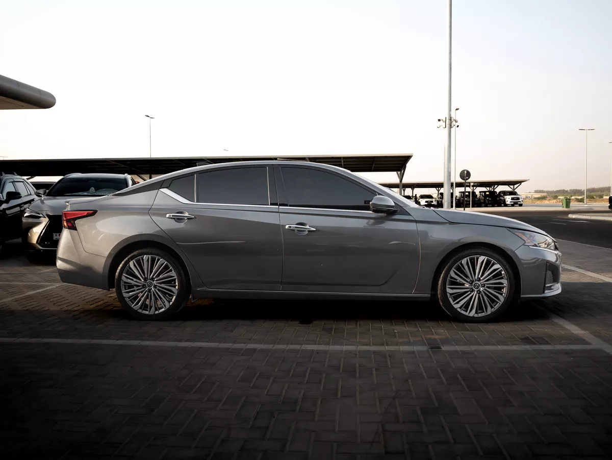 Nissan Altima SV Full Option-7-7