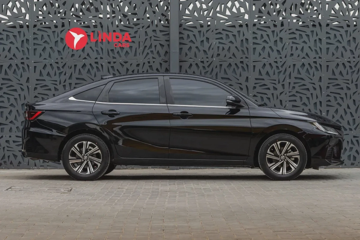 Toyota Yaris 2023-1-1