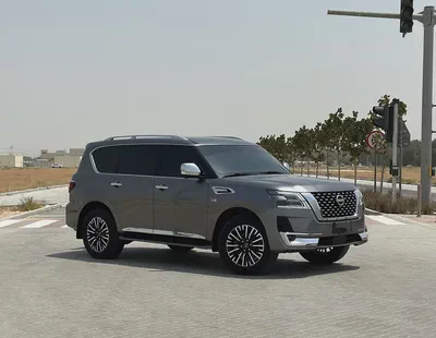 Nissan Patrol Platinum 2023 | V8 400hp | GCC | VIP Custom Interior | Starlight Ceiling-0