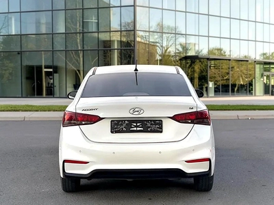 2021 Hyundai Accent GL - GCC Specs - Excellent Condition-16