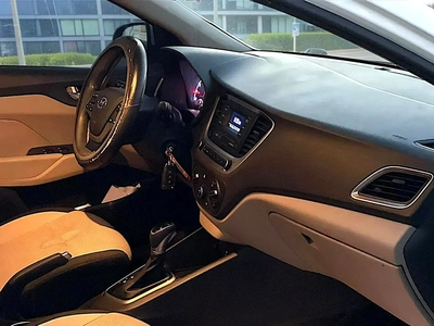 2021 Hyundai Accent GL - GCC Specs - Excellent Condition-7