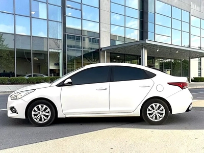 2021 Hyundai Accent GL - GCC Specs - Excellent Condition-5