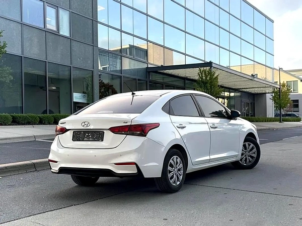 2021 Hyundai Accent GL - GCC Specs - Excellent Condition
