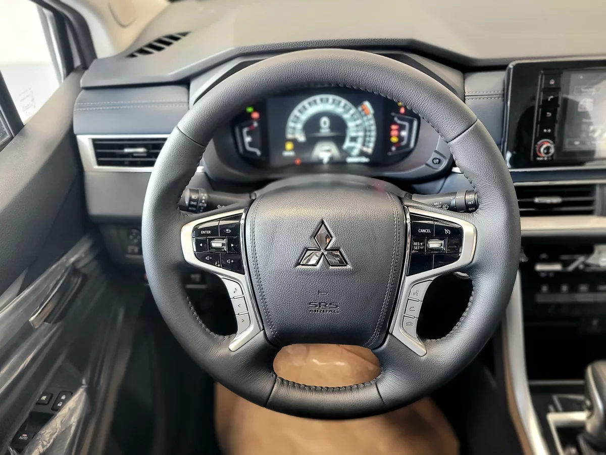 2025 Mitsubishi Xpander Cross PREMIUM-11-11