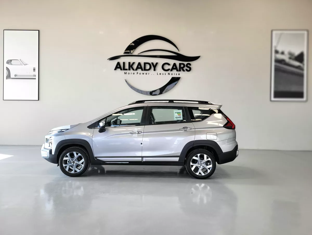 2025 Mitsubishi Xpander Cross PREMIUM-9-9