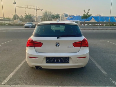 2019 bmw 120i sport line || 4 cylinder turbocharged || accident free  ||Full services at bmw agency-3
