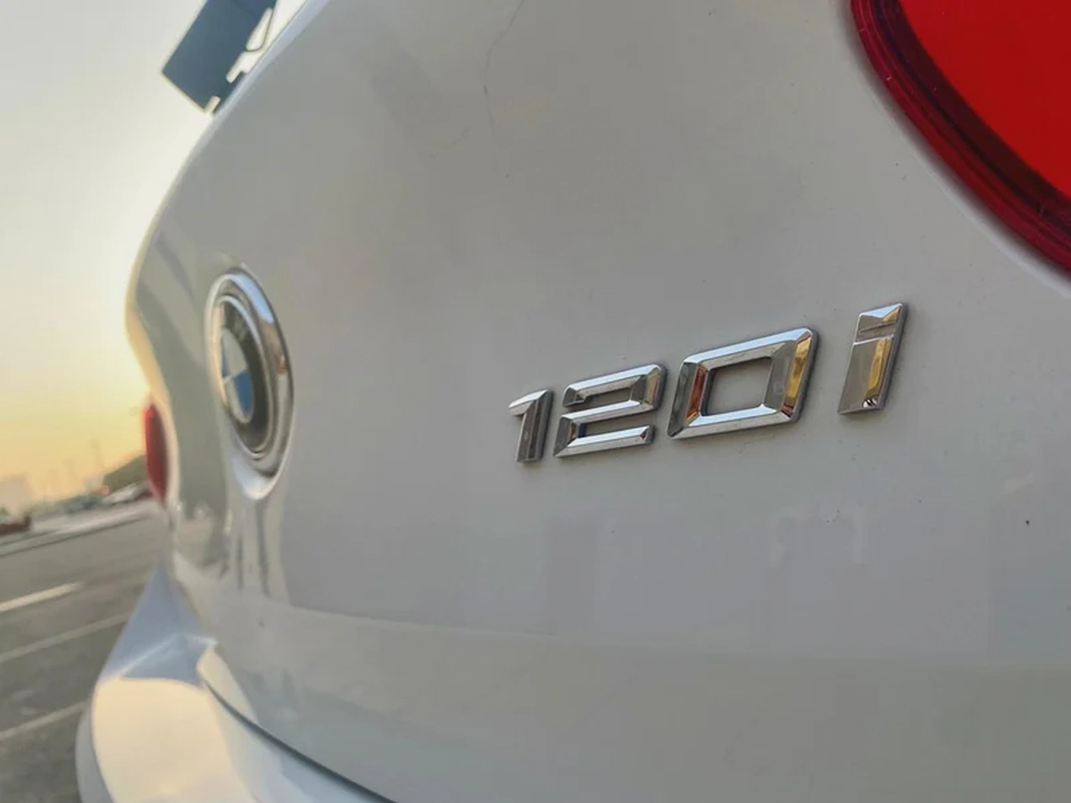 2019 bmw 120i sport line || 4 cylinder turbocharged || accident free  ||Full services at bmw agency-11-11