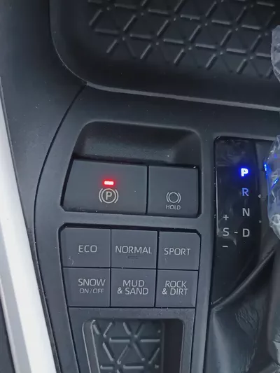 Toyota RAV4 LE 2020 | American Specs | Well Maintained SUV-12