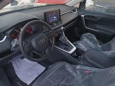 Toyota RAV4 LE 2020 | American Specs | Well Maintained SUV-7