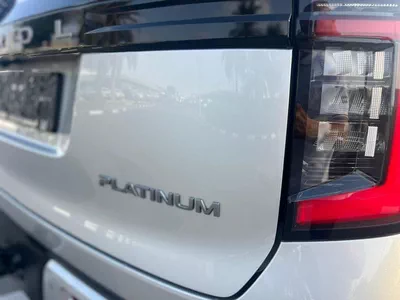 Nissan Patrol LE PLATINUM CITY (EXPORT PRICE)-6