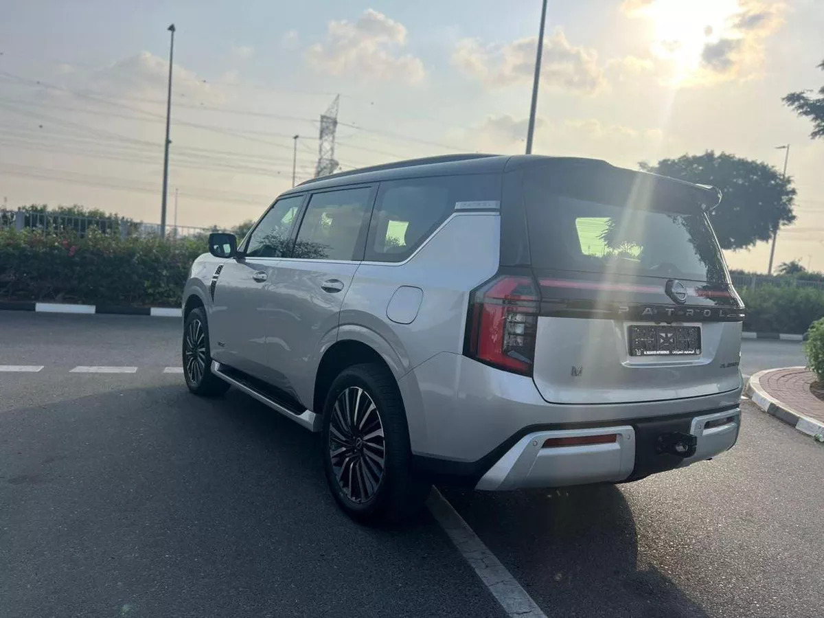 Nissan Patrol LE PLATINUM CITY (EXPORT PRICE)-2-0