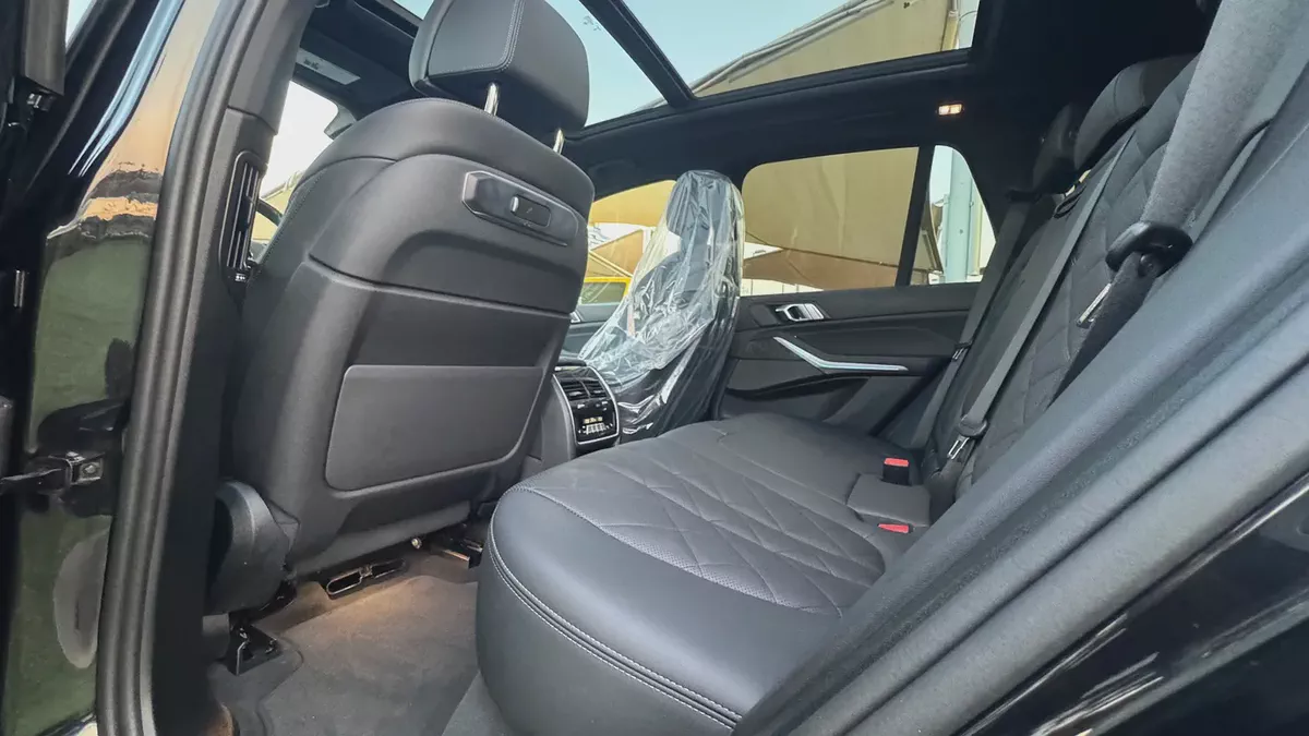 BMW X5 sDrive40i, American Specs 2024 بي ام دبليو اكس ٥ موديل ٢٠٢٤ وارد امريكا كلين تايتل-8-8