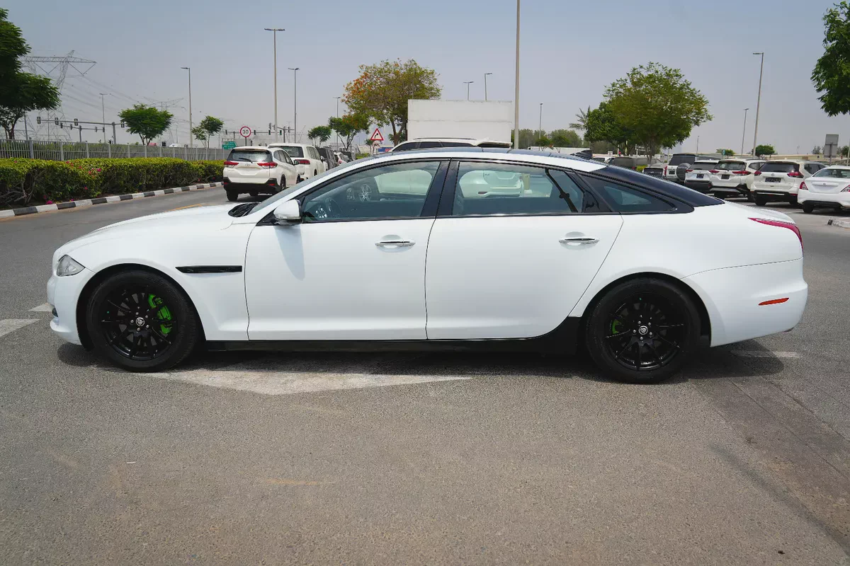 JAGUAR XJL LUXURY 2013!! GCC SPECS-16-16