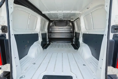 Peugeot Expert | Delivery Van | Automatic Diesel | GCC Specs | Ref#P01311-9