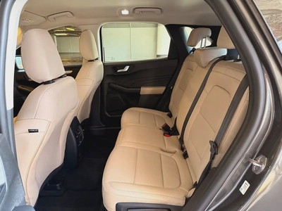 Ford Escape 1.5L EcoBoost Trend Plus 2021 Model GCC Specs With Full Service History  Warranty-9