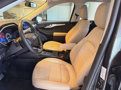 Ford Escape 1.5L EcoBoost Trend Plus 2021 Model GCC Specs With Full Service History  Warranty-8