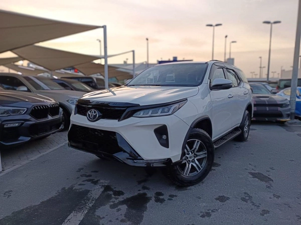 Toyota Fortuner TRD Sportivo 4.0L FORTUNER V6 FULL OPTION TRD Sport  4.0L