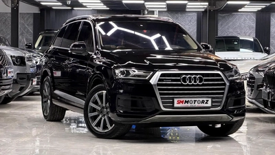 Audi Q7 45 TFSI quattro S line 2016 GCC Warranty and Finance Available-3