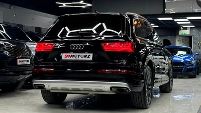Audi Q7 45 TFSI quattro S line 2016 GCC Warranty and Finance Available-11