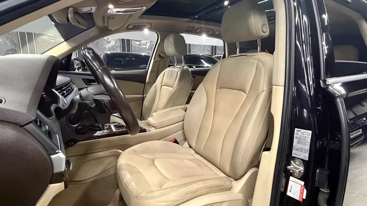 Audi Q7 45 TFSI quattro S line 2016 GCC Warranty and Finance Available-15-15