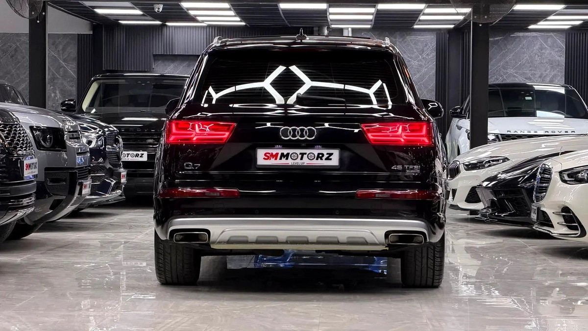 Audi Q7 45 TFSI quattro S line 2016 GCC Warranty and Finance Available-16-16