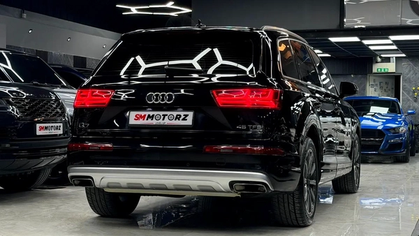 Audi Q7 45 TFSI quattro S line 2016 GCC Warranty and Finance Available