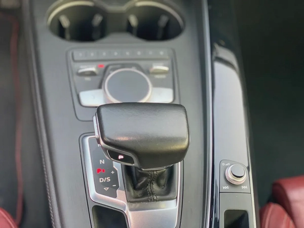 (2018) AUDI // A5 //GCC//FULL OPTION//LOW MILLAGE//ORIGINAL PAINT//EXCELLENT CONDITION//