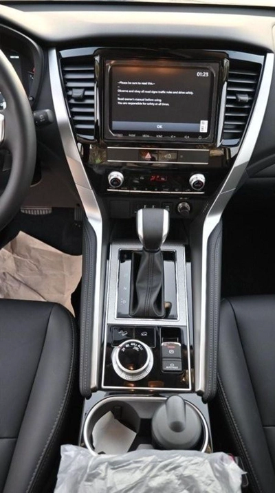 Mitsubishi Pajero Sport Pajero sport 2.4 deisel automatic-16