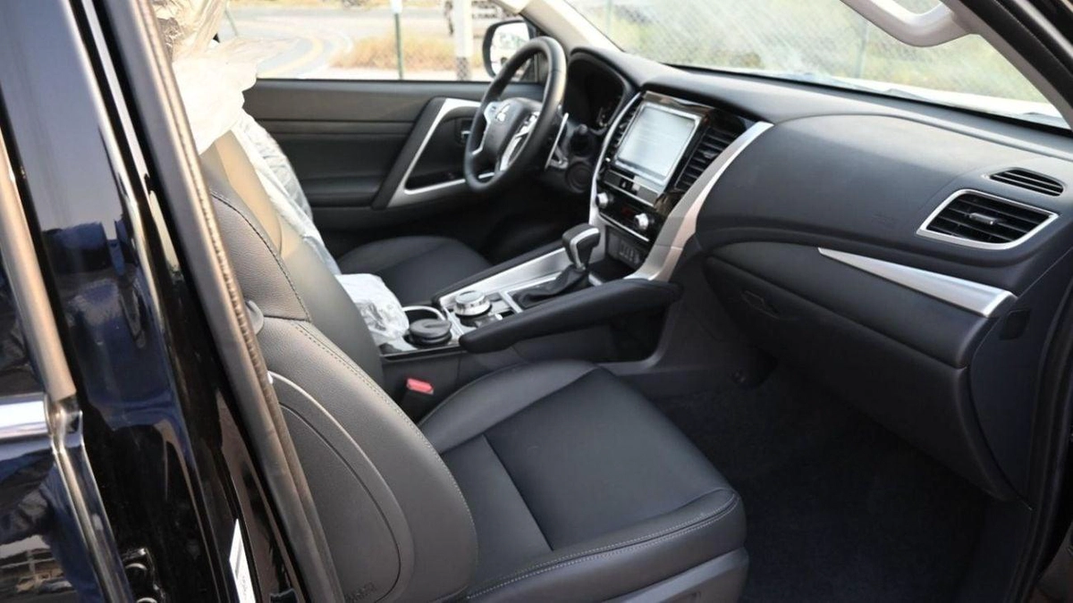 Mitsubishi Pajero Sport Pajero sport 2.4 deisel automatic-4-0