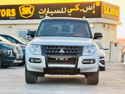 Mitsubishi Pajero  3.5L Petrol | RockFord System | Sunroof-1