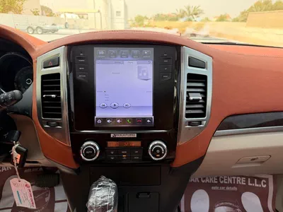 Mitsubishi Pajero  3.5L Petrol | RockFord System | Sunroof-19